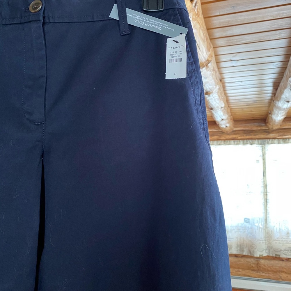 Women’s brand new with tags cotton Chino’s